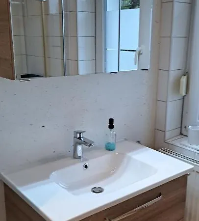 Haus Pierzinger 아파트 웨글