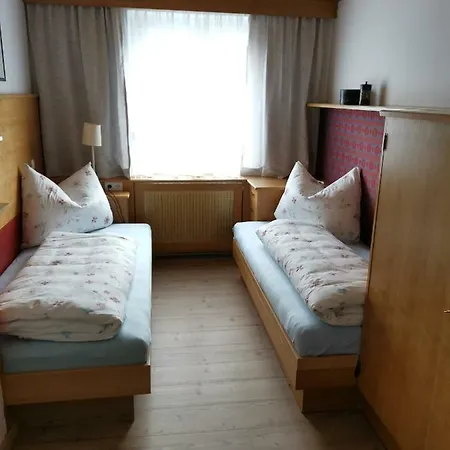 Haus Pierzinger 웨글