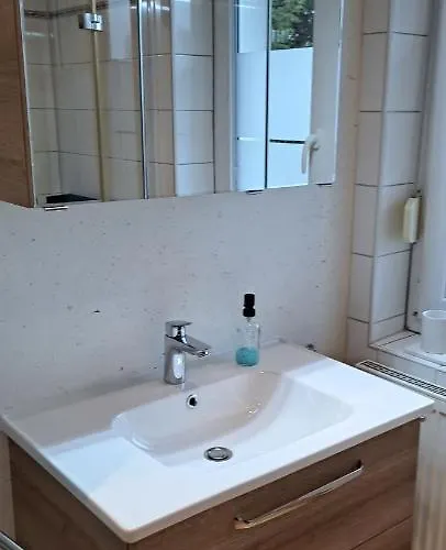 Haus Pierzinger Апартаменты Вергль