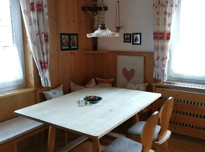 Апартаменты Haus Pierzinger *